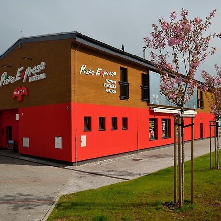 Penzion Kuželna Trutnov Exterior foto